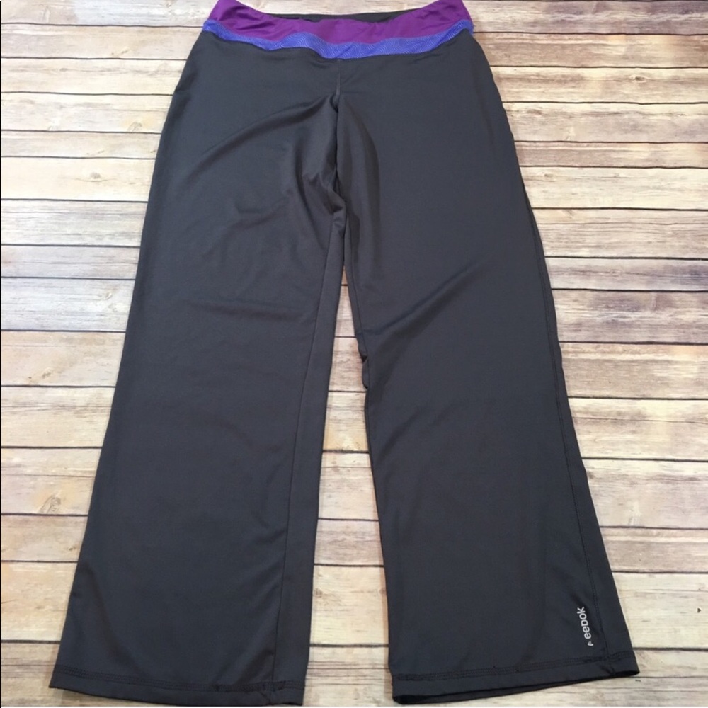 Size Medium Reebok Gray Straight Leg Yoga Pants - Picture 5 of 8